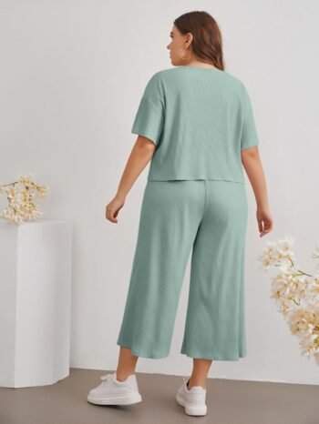 Trendy mint green co-ord set for women with a relaxed-fit top & pants. Perfect casual two-piece outfit for summer, travel, loungewear & daily wear.